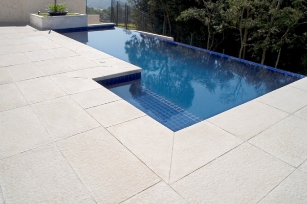 SELANTE PISO PISCINA